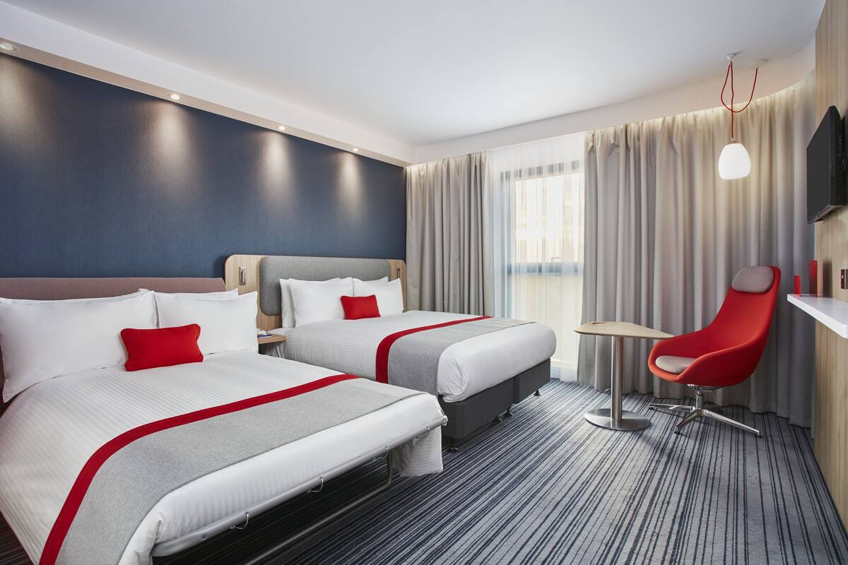Habitación estándar, 1 cama Queen size (Walk-In Shower) | Servicios de la habitación