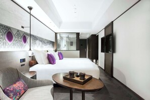 Literie hypoallergénique, minibar, coffres-forts dans les chambres