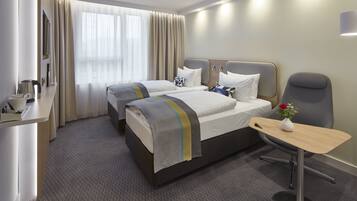 Standardzimmer, 2 Einzelbetten | Schreibtisch, VerdunkelungsvorhÀnge, schallisolierte Zimmer