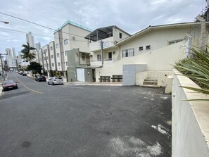 Front of property - Pousada Morada das Nações (Balneário Camboriú)