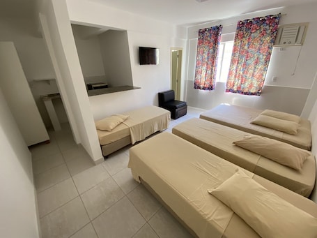 Basic Suite, Multiple Beds | 1 bedroom, minibar, free WiFi, bed sheets
