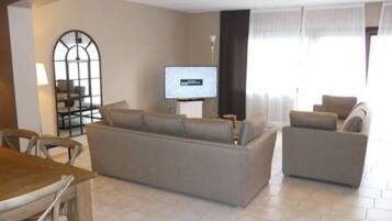 Comfort Apartment | Living area