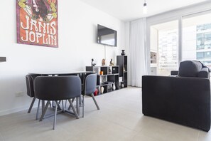 Apartment, 1 Queen Bed with Sofa bed, Non Smoking | In-room dining - Niceto 4A by Be Local Argentina (Buenos Aires)