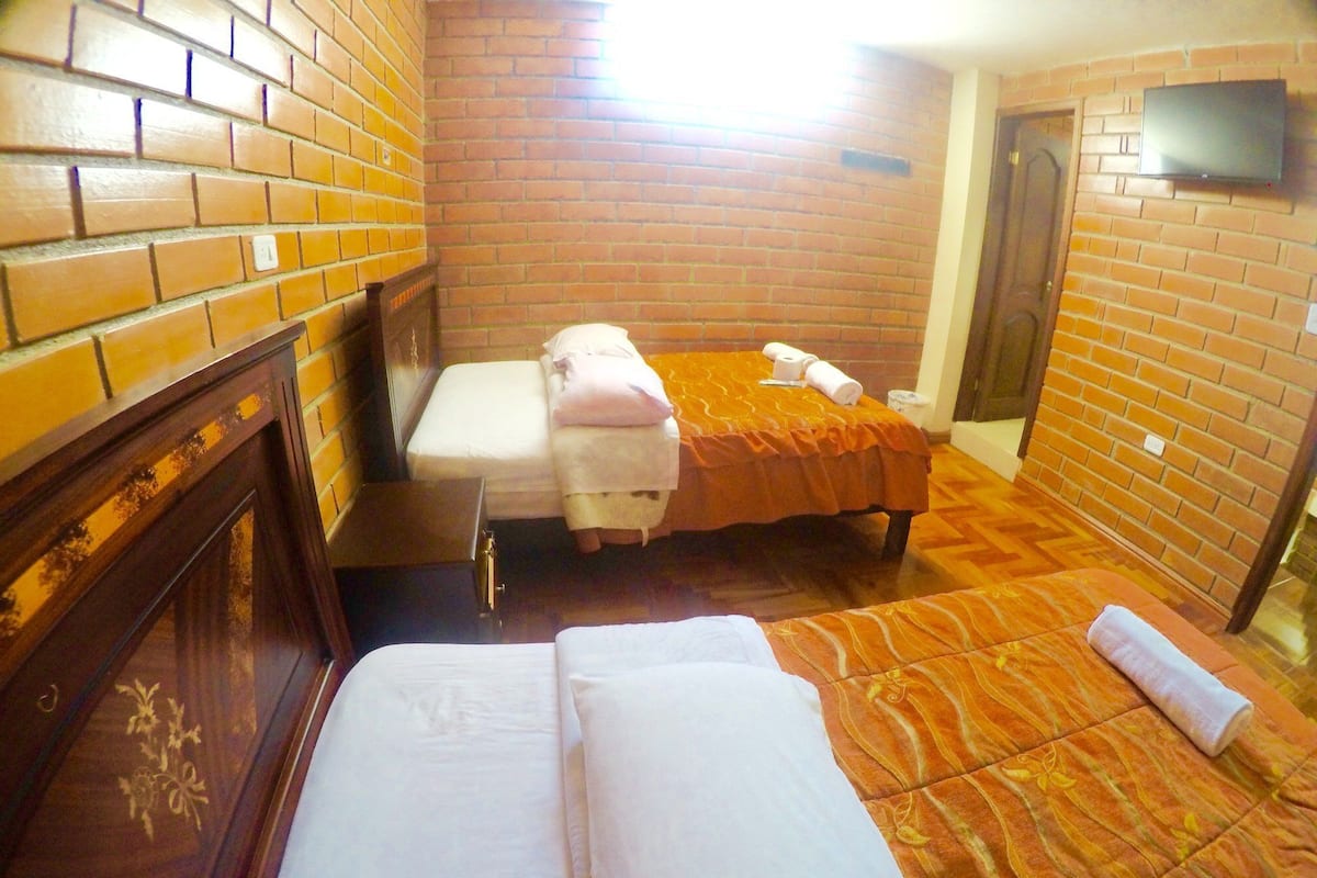 Coffres-forts dans les chambres, Wi-Fi gratuit, draps fournis