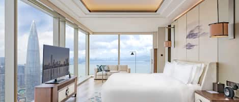 Literie de qualité, couette en duvet, lit avec matelas à plateau-coussin