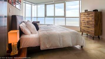 Iron/ironing board, free WiFi