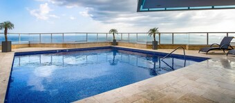 Modern Apartment in Costa del Este