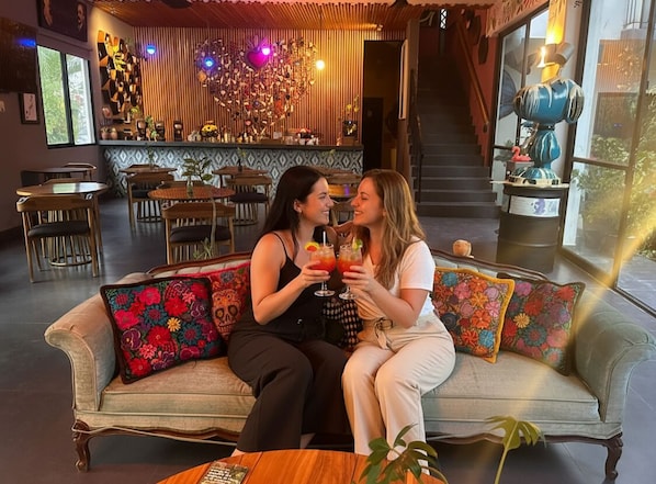 Bar (in der Unterkunft)