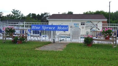 Blue Spruce Motel