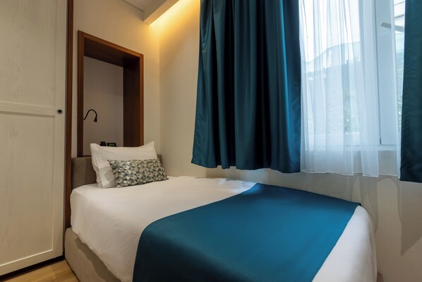 Small Single Room - Golden City Boutique Hotel, Tirana (Tirana)