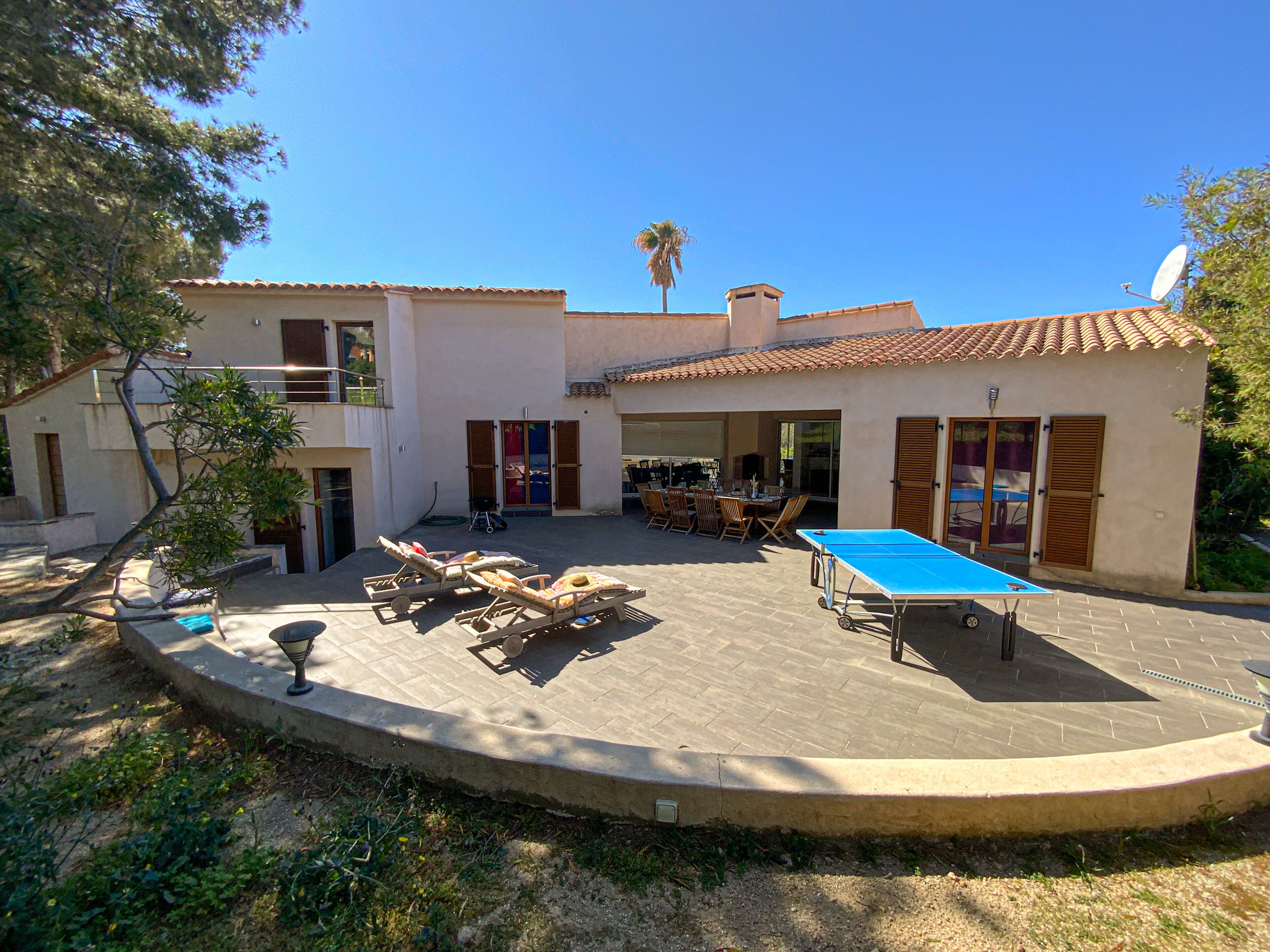 VILLA SEASIDE 10 to 12 people