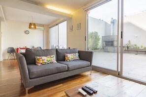 Superior Apartment, Multiple Beds, Non Smoking | Living area | Flat-screen TV