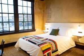 Habitación Premier, 1 cama Queen size, para no fumadores | Ropa de cama hipoalergénica y decoración personalizada 