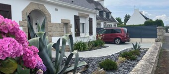 House, near walled town, port and beaches, wifi