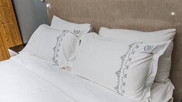 In-room safe, soundproofing, cots/infant beds, rollaway beds