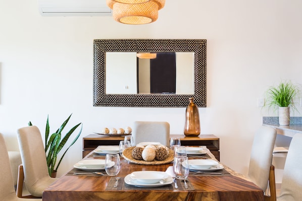 In-room dining - Sáamal 301 (Playa del Carmen)