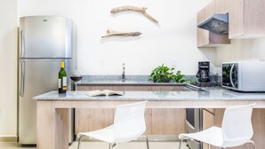 Apartment, 3 Bedrooms, Non Smoking | Private kitchen | Coffee/tea maker, full-sized fridge, microwave, oven - Sáamal 707 4G (Playa del Carmen)