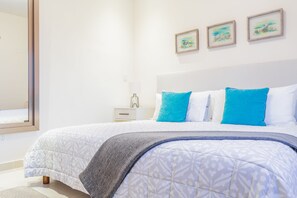 3 chambres, fer et planche à repasser, Wi-Fi gratuit, draps fournis