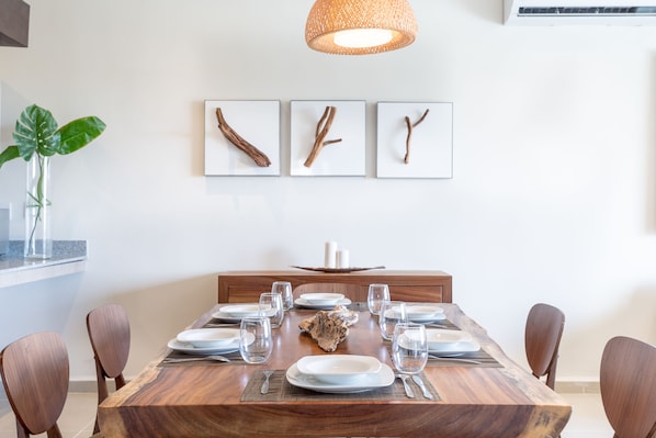 Essbereich im Zimmer