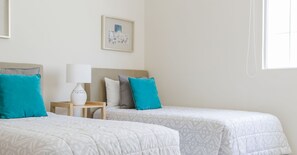 Appartement, 3 slaapkamers, niet-roken | 3 slaapkamers, een strijkplank/strijkijzer, gratis wifi, beddengoed