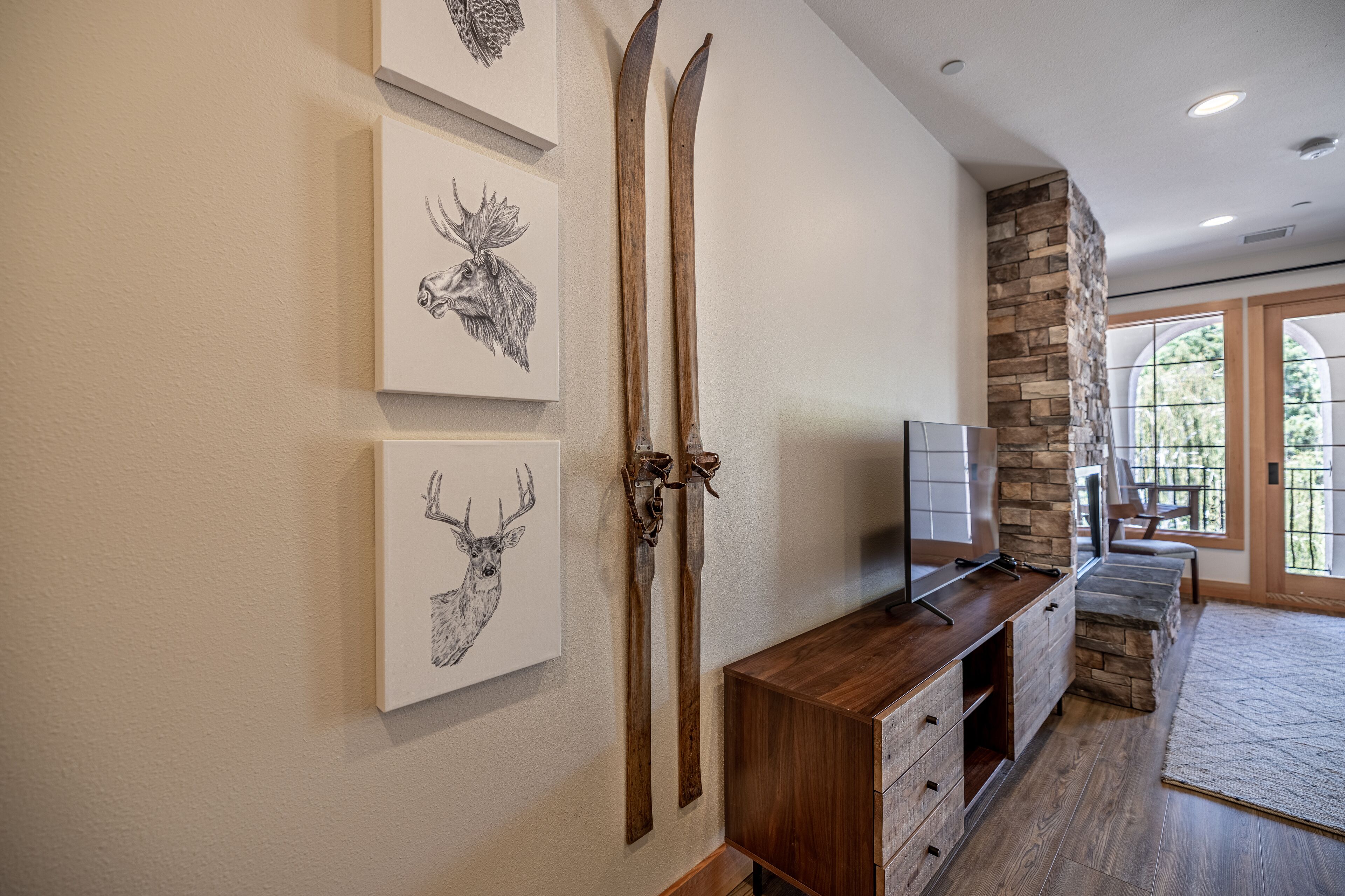 suite, multiple beds, non smoking, city view | individually decorated, individually furnished, desk, soundproofing