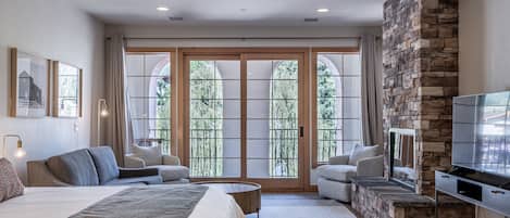 Suite, 1 King Bed, Non Smoking, City View | View from room