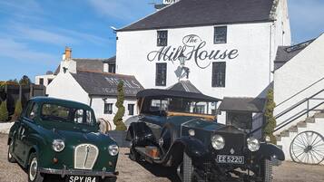 Fachada de la propiedad