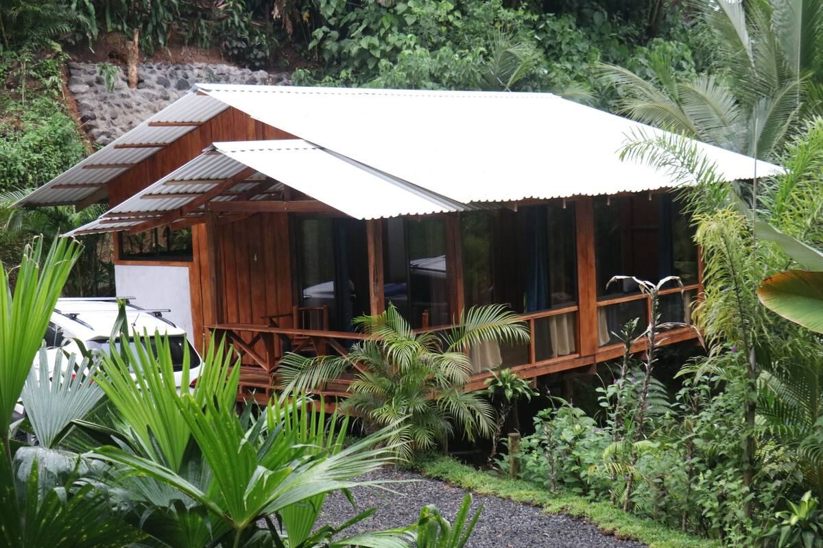 家庭小屋, 2 間臥室, 湖景 | 迷你吧、免費 Wi-Fi、床單