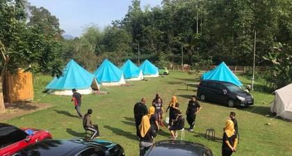 Share the common love for nature and outdoor