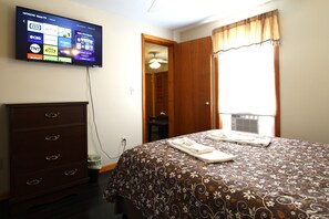1 bedroom, iron/ironing board, free WiFi, bed sheets
