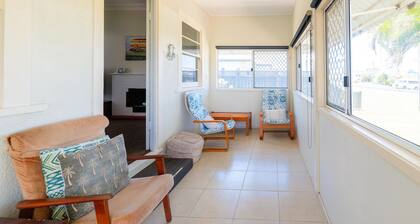 Welcome to CYPRESS COTTAGE, EVANS HEAD