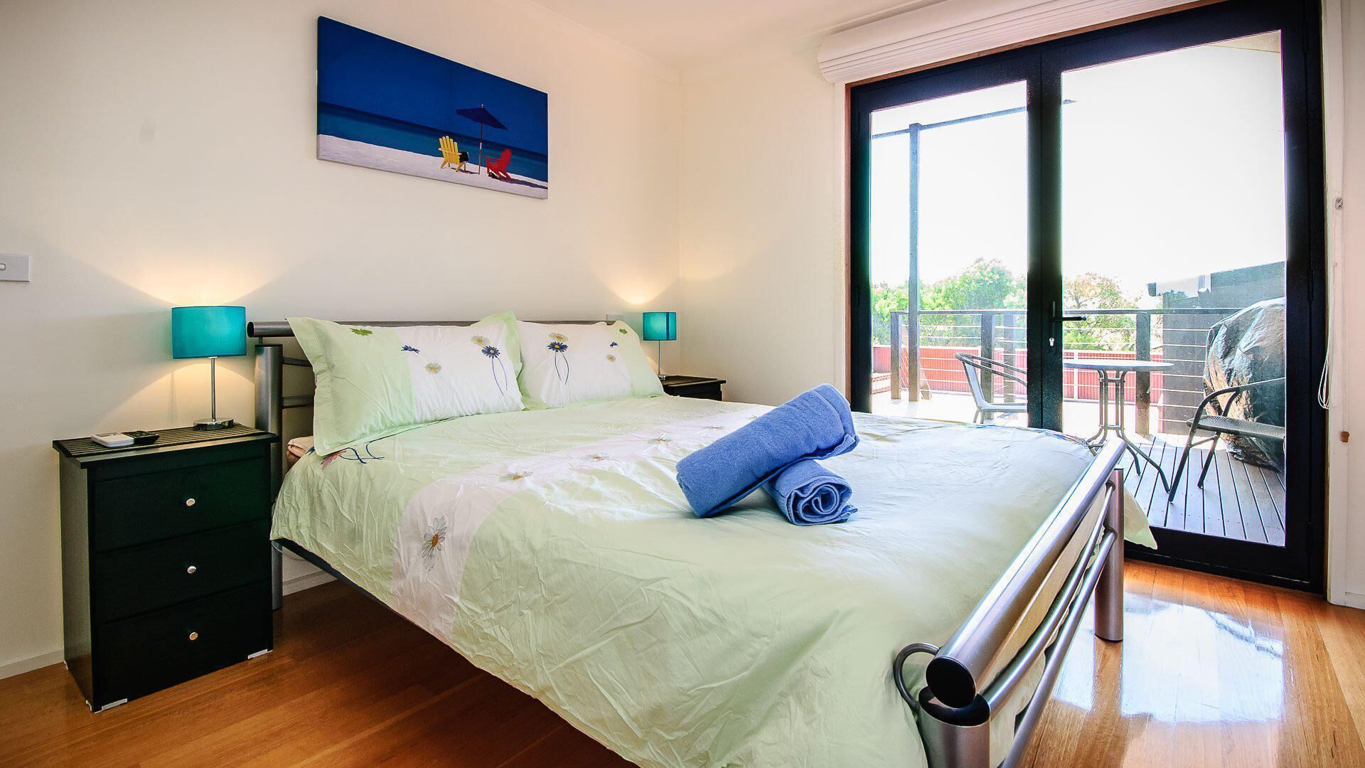 3 bedrooms, iron/ironing board, travel crib, internet