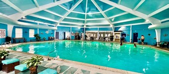 Cozy 5BR Home with Hot Tub & Games, Near Lakes, Hikes & Water Parks