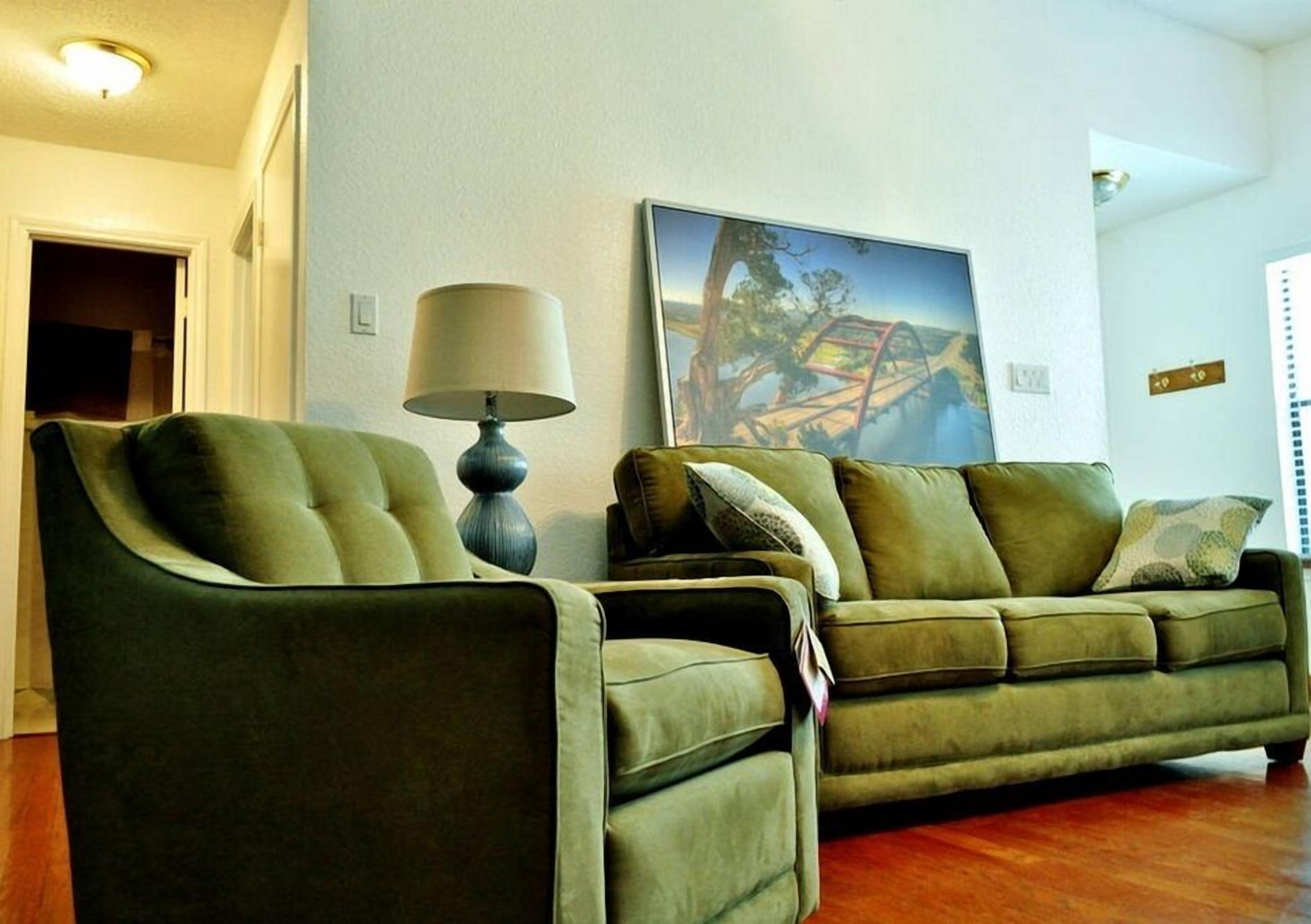 NW Austin house F1, ACL, perfection