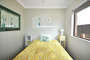 3 bedrooms, iron/ironing board - Welcome to PACIFIC PALMS 1, EVANS HEAD (Evans Head)