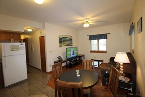Interior - Cooperstown Baseball Rentals - Championship #3 (Oneonta)