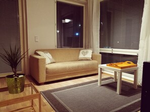 TV - The cosmopolitan apartment (Turku)