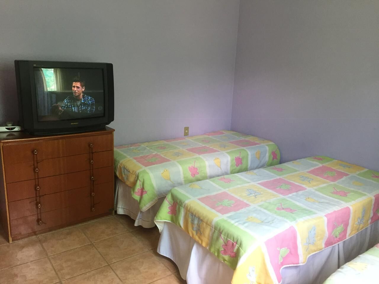 Exclusive Resort with Lake, Swimming Pool, Party Room and Barbecue.