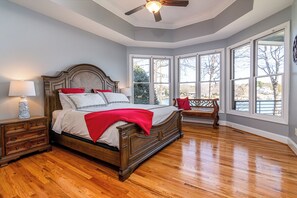 6 habitaciones, escritorio, tabla de planchar con plancha y wifi