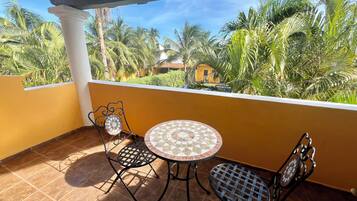 Premier Suite, Multiple Beds, Non Smoking, Balcony, Garden View | Select Comfort beds, iron/ironing board, free cribs/infant beds