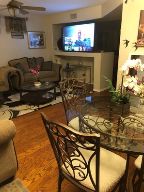 Interior - Completely furnished home (Surprise)