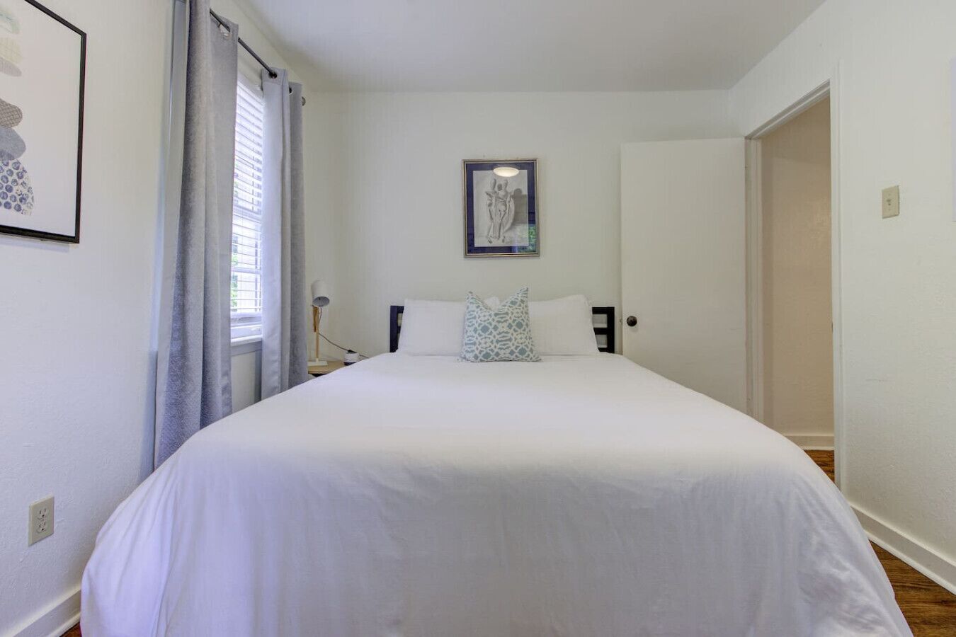 1 bedroom, desk, iron/ironing board, WiFi