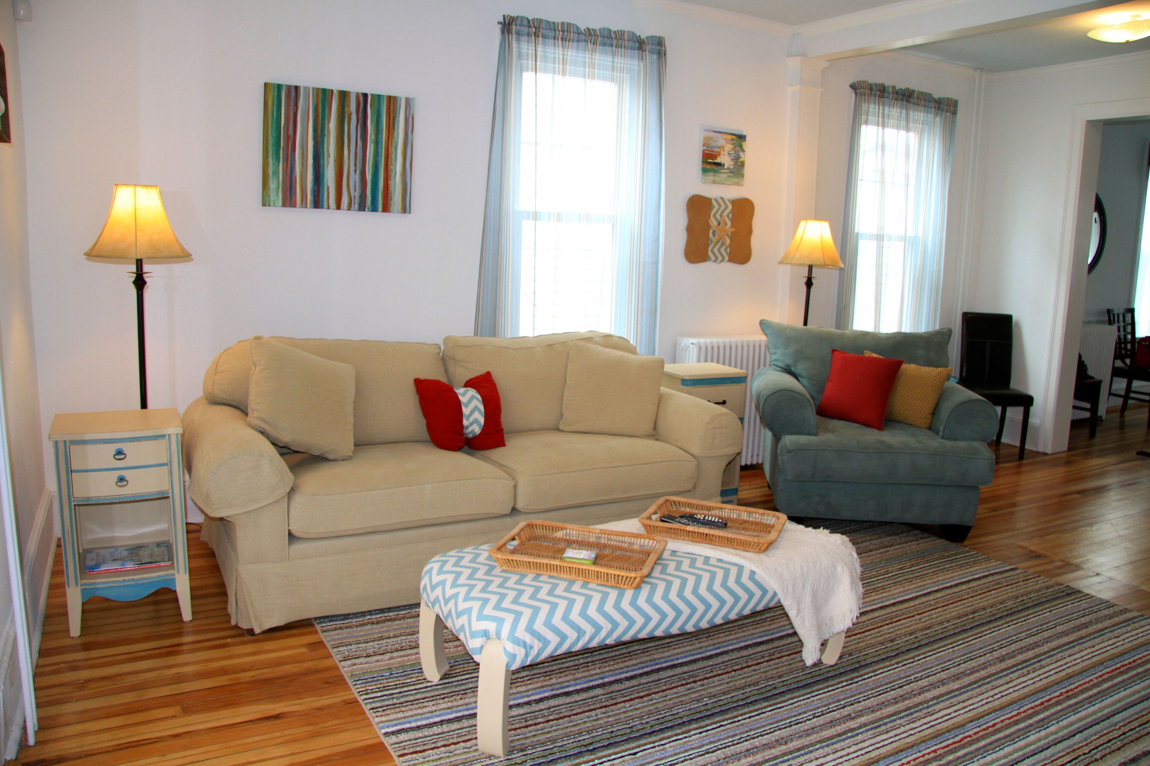 Huge 5 Bedroom Ventnor Home, 2 Blocks to Beach, 4 Blocks to pier