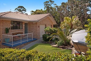 Property grounds - Welcome to 2/36 SUNDERLAND STREET, EVANS HEAD (Evans Head)