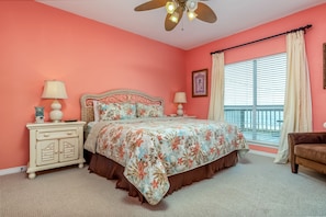 4 bedrooms, internet, bed sheets