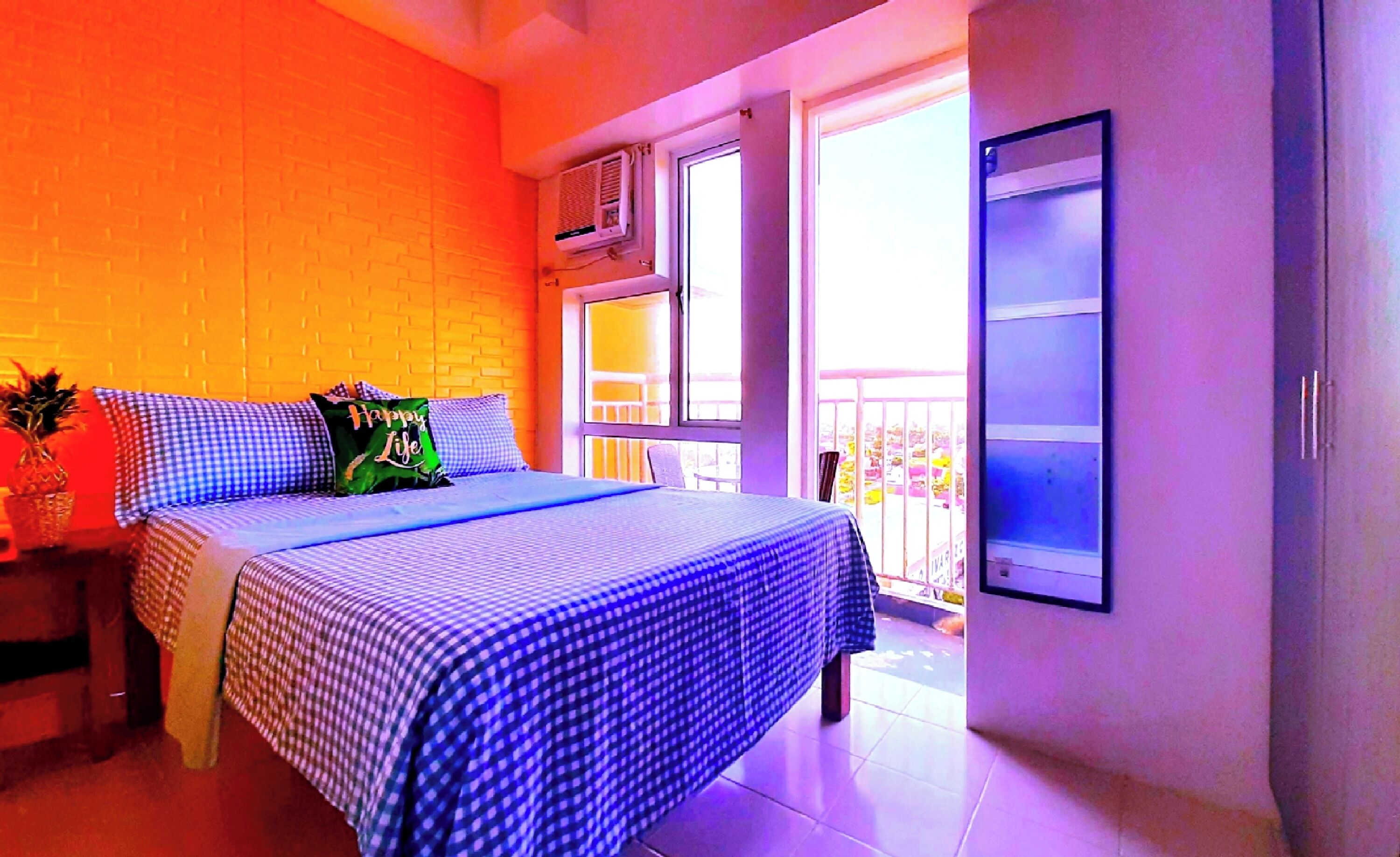 1 chambre, bureau, fer et planche à repasser, Wi-Fi gratuit