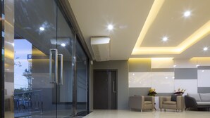 Lobby - Araya Hotel (Uttaradit)