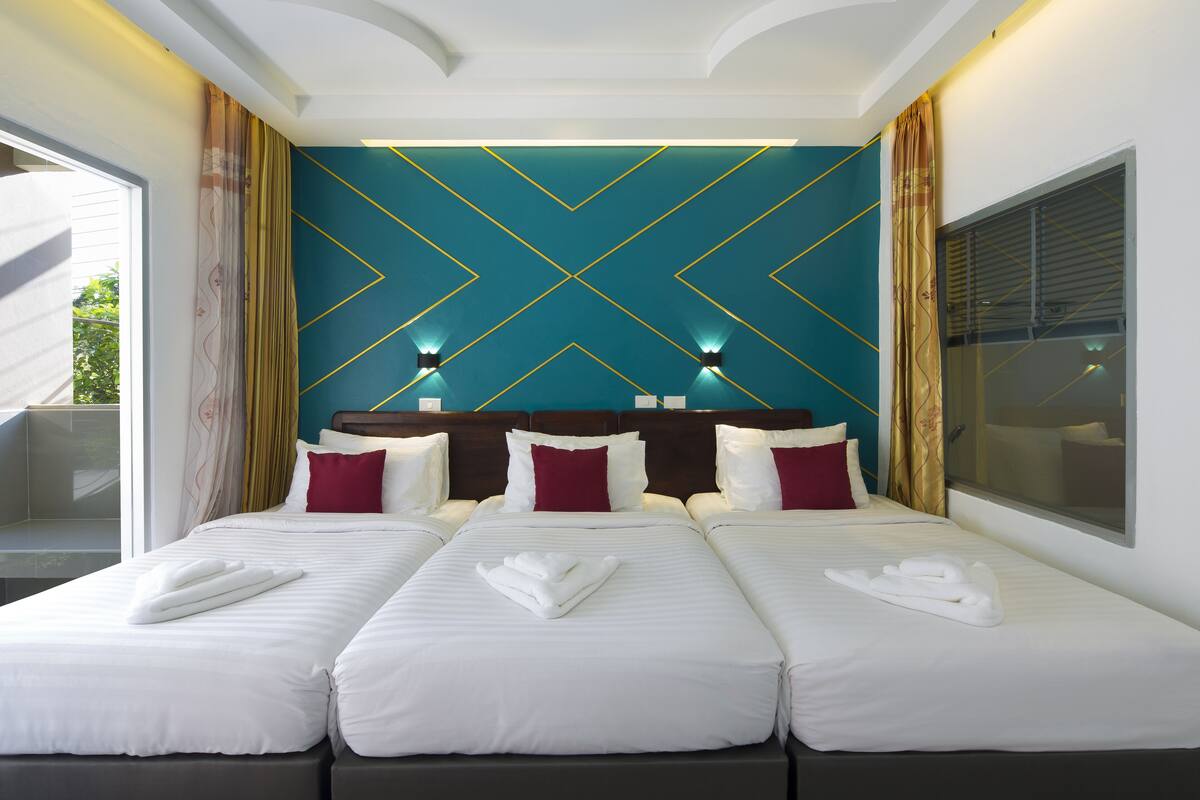 Villa boutique tripple bed room | Desk, laptop workspace, blackout drapes, soundproofing