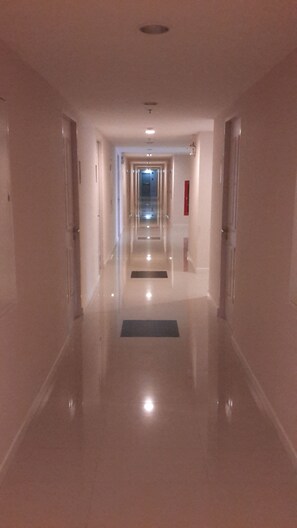 Interior - 14,000 baht per month ,condo for rent 37 sqm. Close supermarket. (Pattaya)