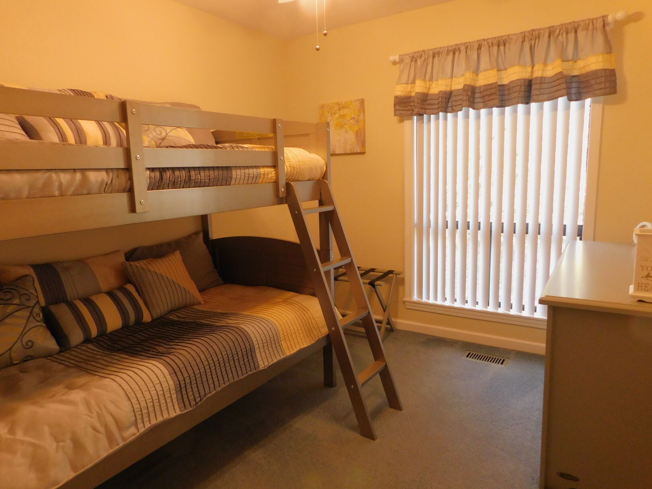 L@@K Resort Living on 2 Wooded Acres. Amazing!! Outdoor Fun!